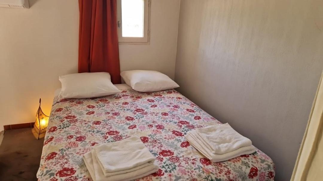 Photo of Bedroom in Avignon City Centre