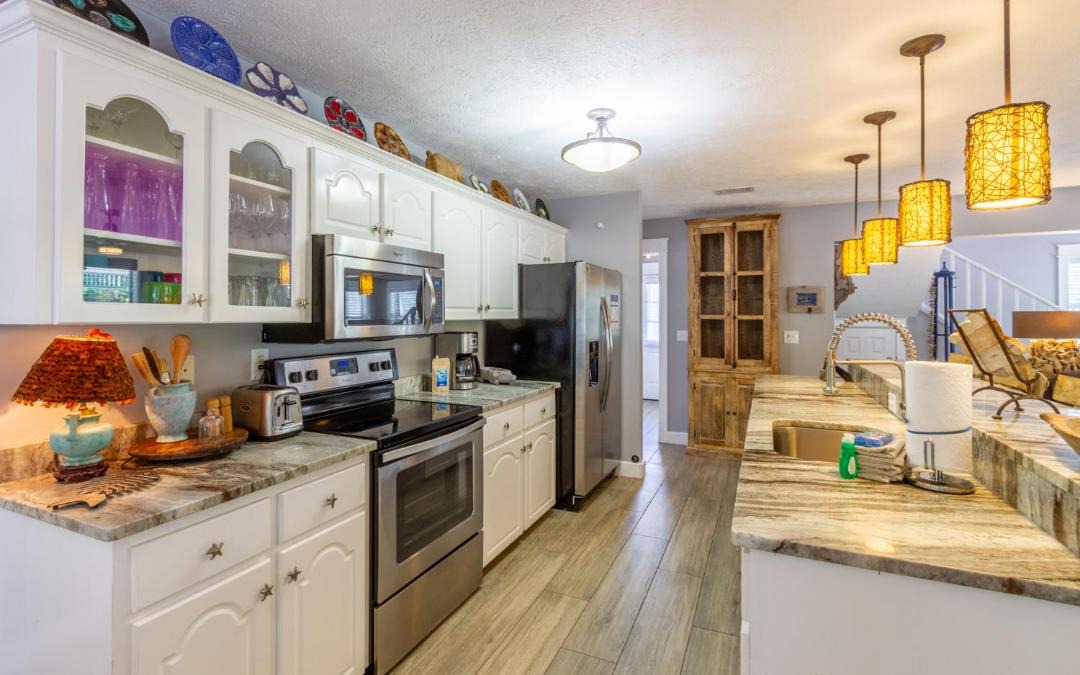 Photo of Kitchen in White's Gulfview