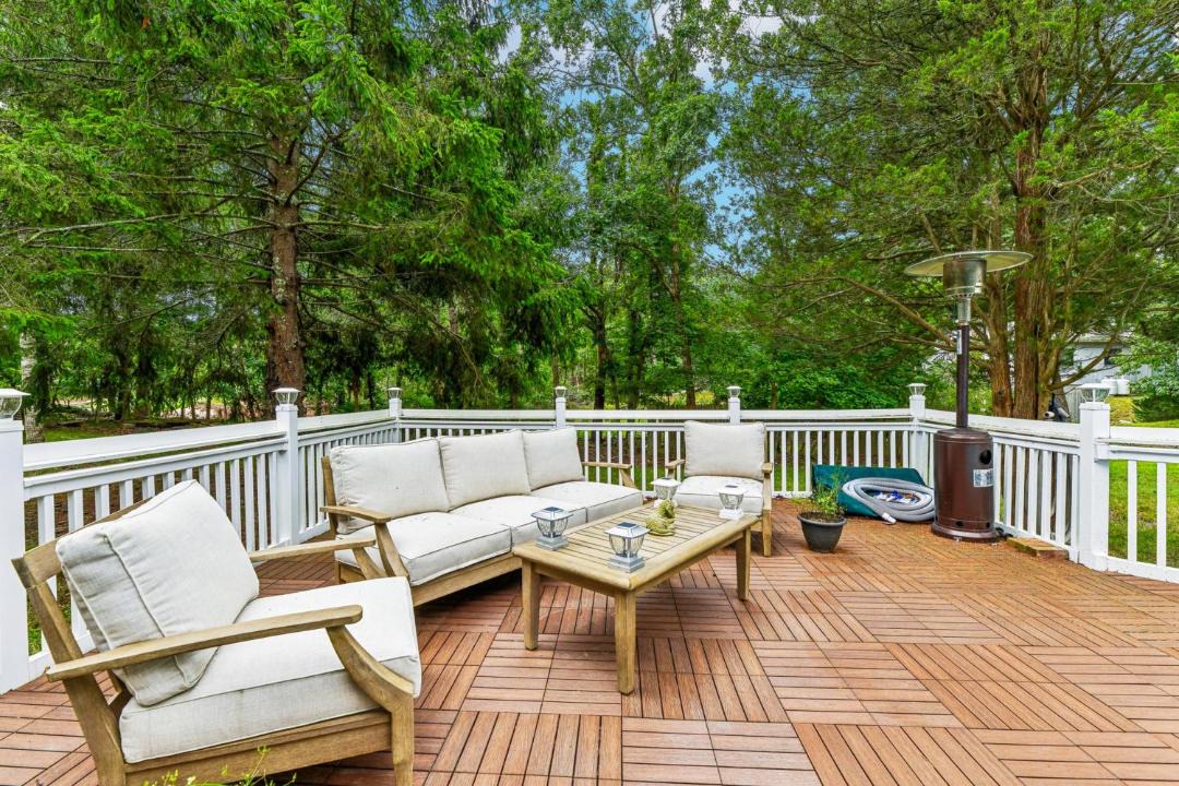Photo of Patio Balcony in East Quogue