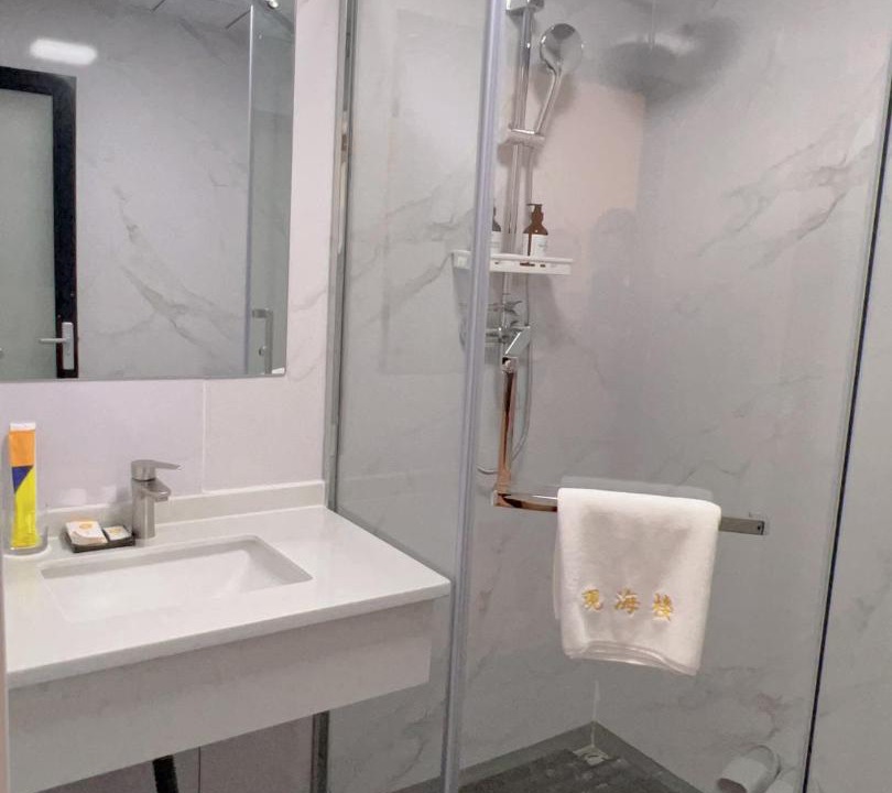 Photo of Bathroom in Tianya District