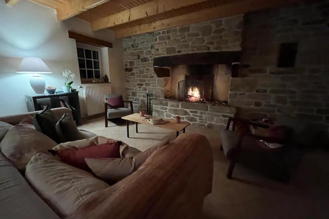 Photo of Livingroom in Ploneour-Lanvern