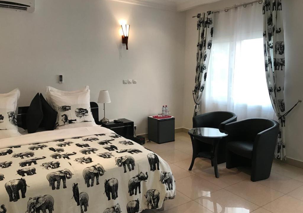 Photo of Bedroom in Pointe-Noire