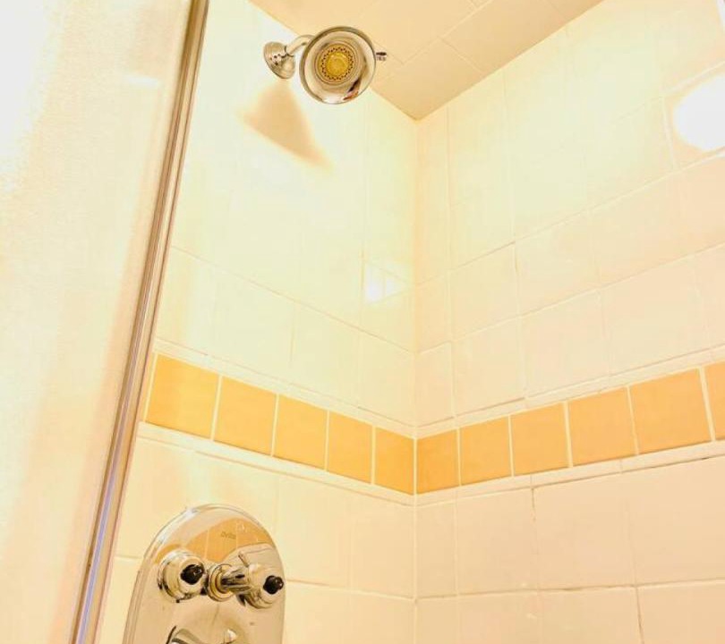 Photo of Bathroom in Highmount