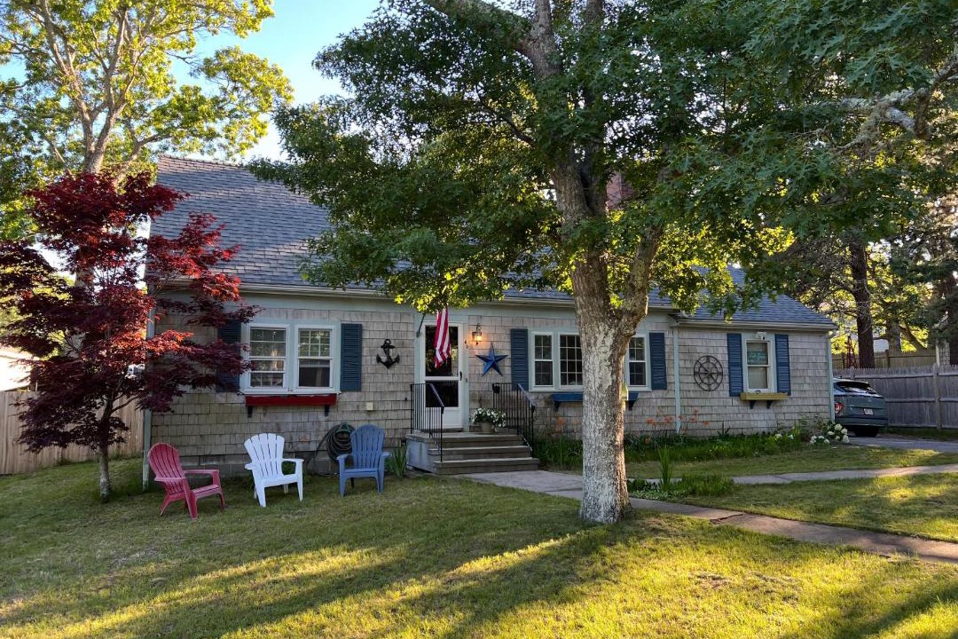 Photo of Buildings in West Yarmouth