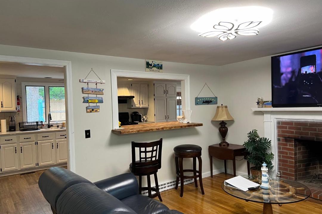 Photo of Livingroom in West Yarmouth