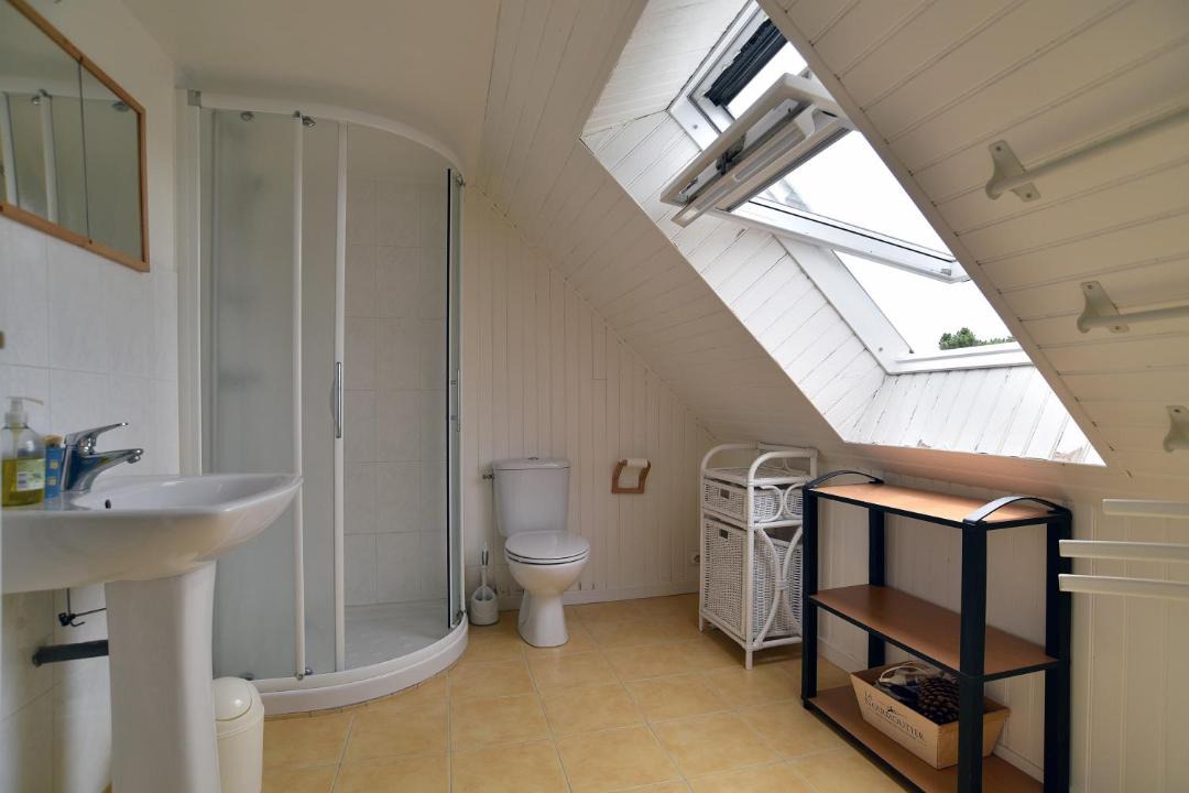 Photo of Bathroom in Pleherel-Plage-Vieux-Bourg