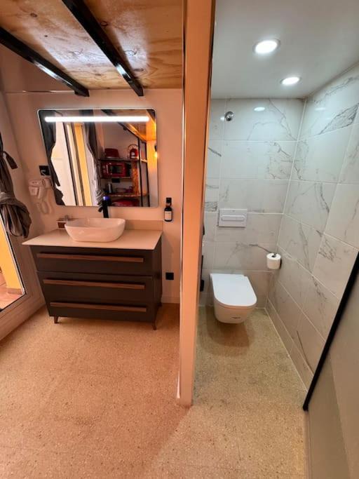 Photo of Bathroom in Collblanc y La Torrassa