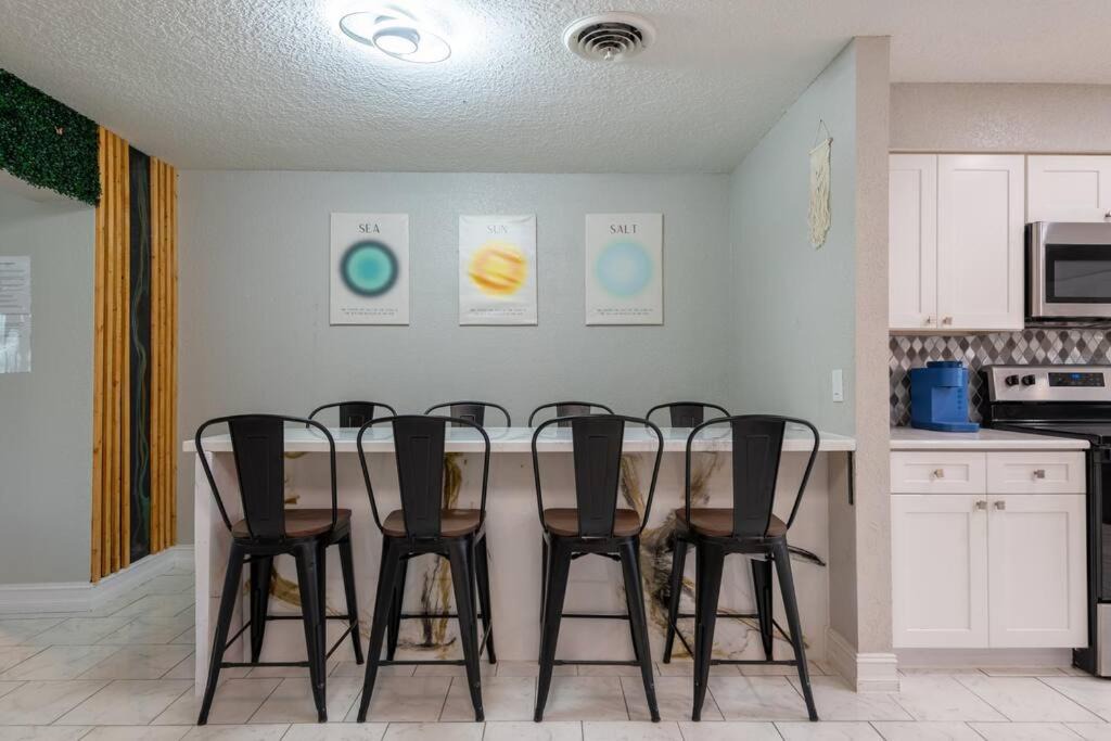 Photo of Kitchen in College Manor