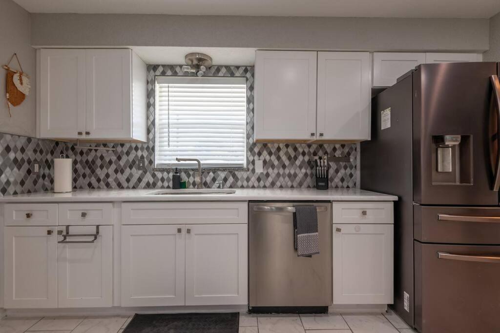 Photo of Kitchen in College Manor