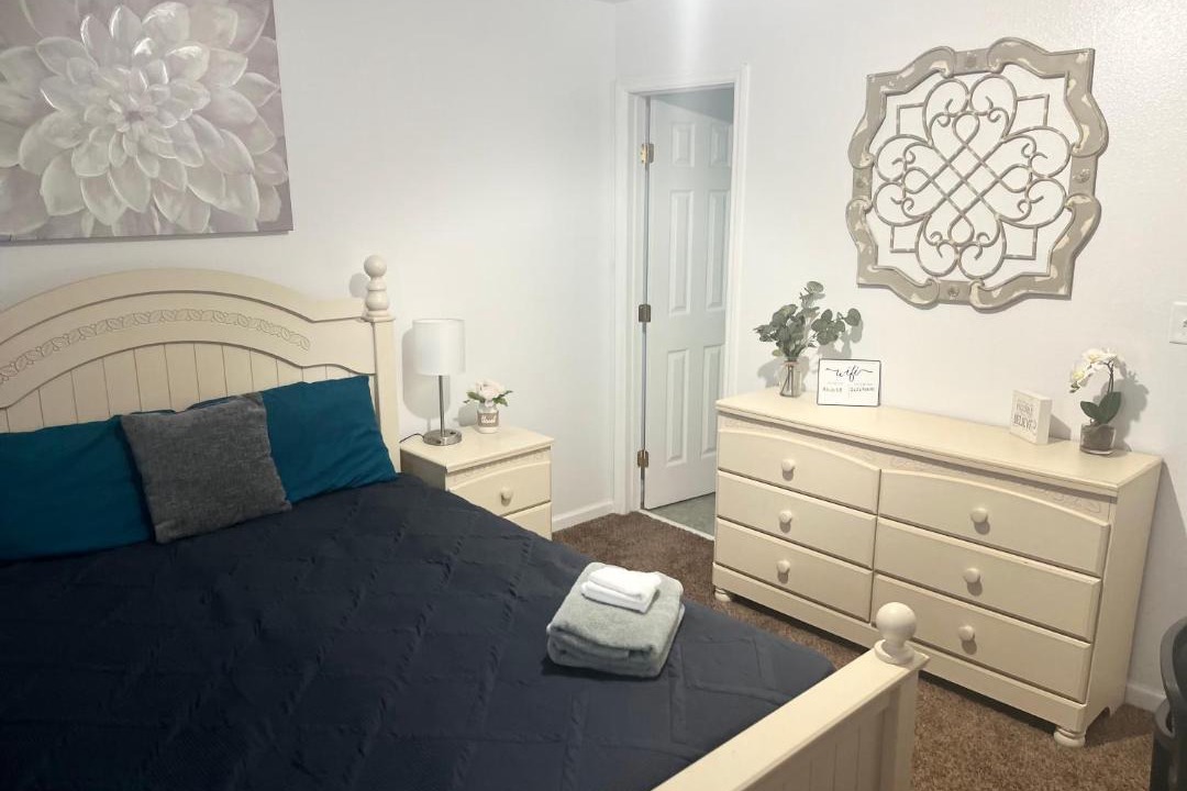 Photo of Bedroom in Tallahassee