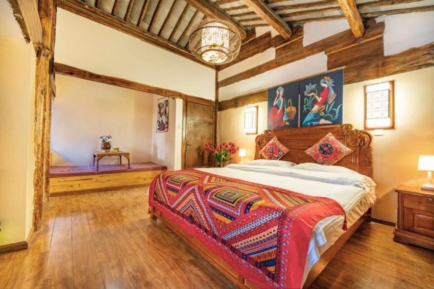 Photo of Bedroom in Dayan Old Town