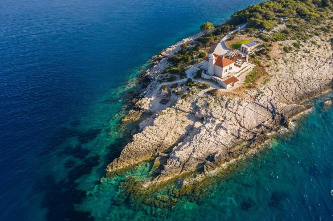 Photo of Outdoor in Cove Rogacic
