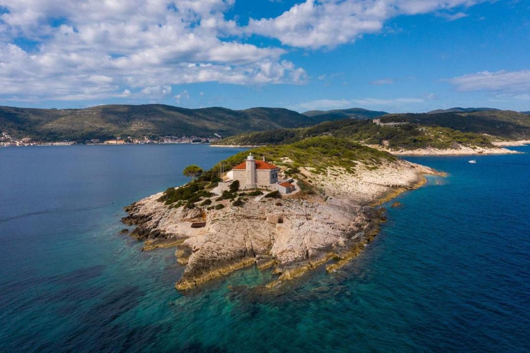 Photo of Outdoor in Cove Rogacic