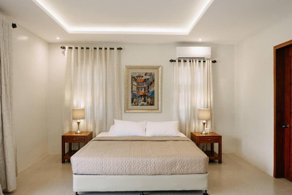 Photo of Bedroom in Catmon