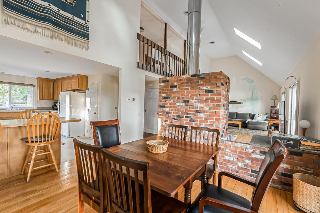 Photo of Livingroom in South Chatham