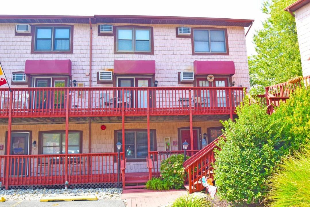 Photo of Buildings in Caine Woods