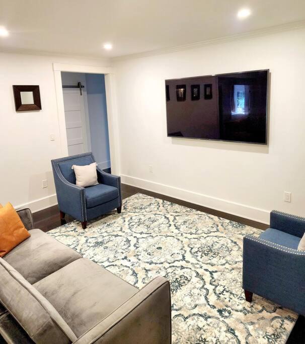 Photo of Livingroom in Medford