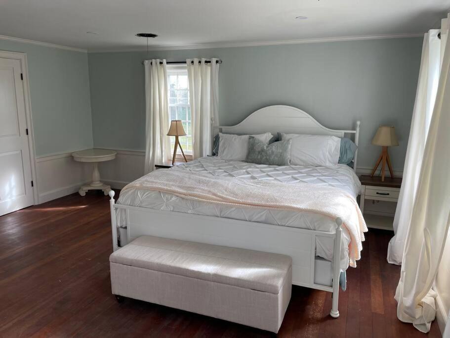 Photo of Bedroom in South Orleans