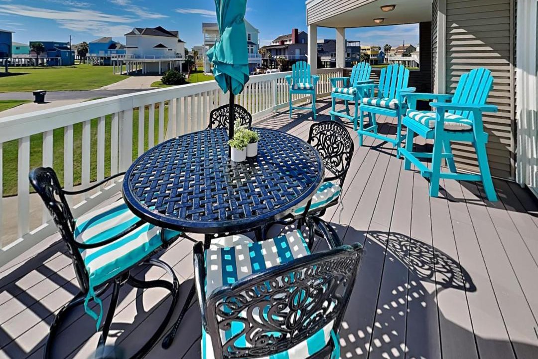Photo of Patio Balcony in Pirates Beach