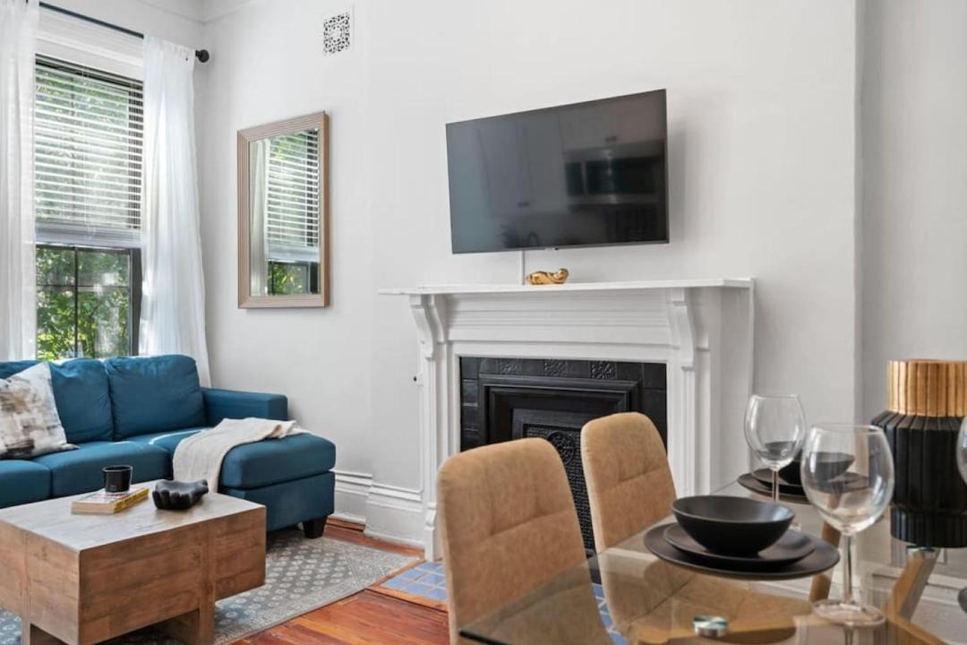 Photo of Livingroom in Central Park North