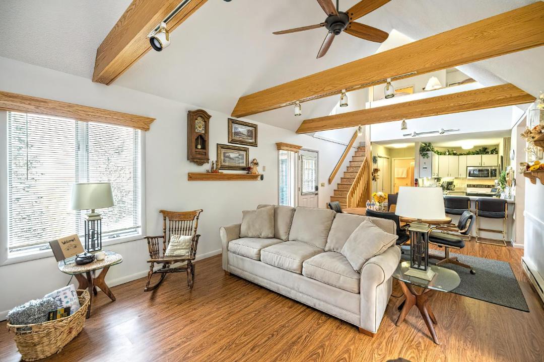 Photo of Livingroom in Clymer
