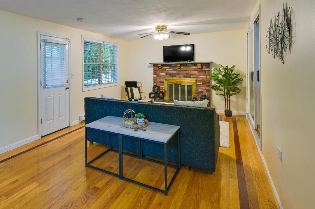 Photo of Livingroom in Fairmount Hill