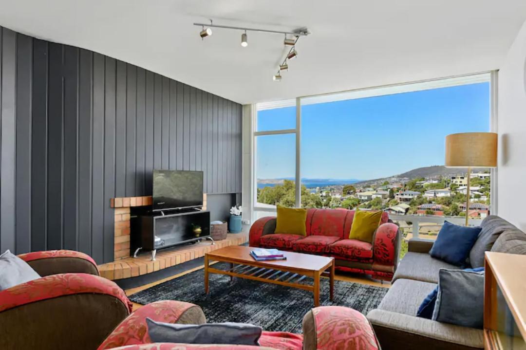 Photo of Livingroom in West Hobart