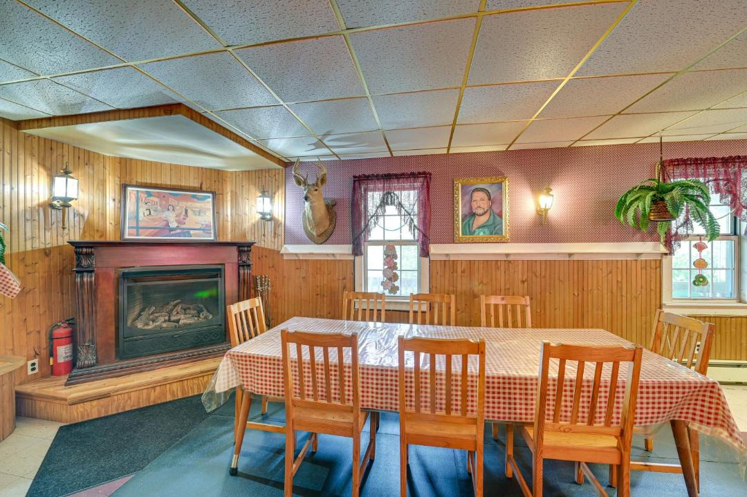 Photo of Livingroom in Lanesville