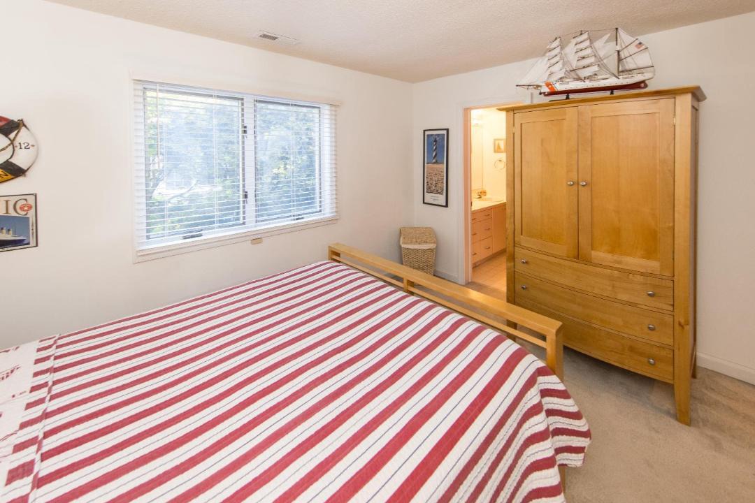 Photo of Bedroom in Northeast Virginia Beach