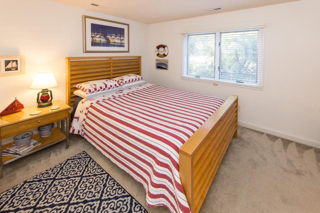 Photo of Bedroom in Northeast Virginia Beach