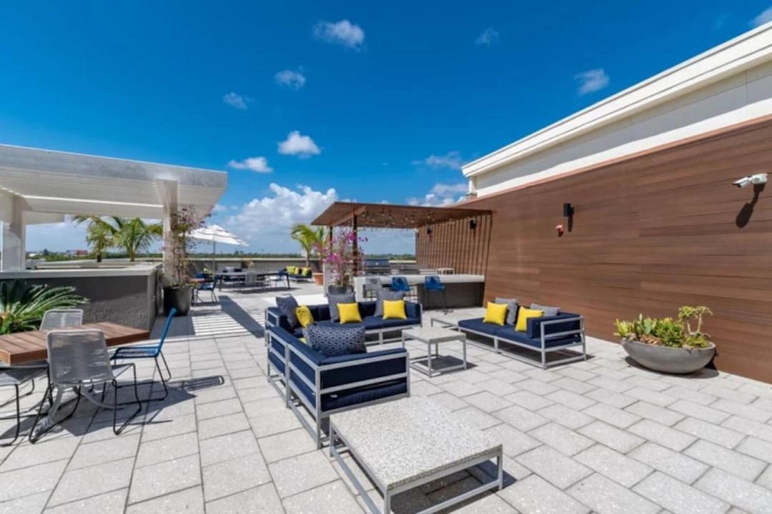 Photo of Patio Balcony in Midtown