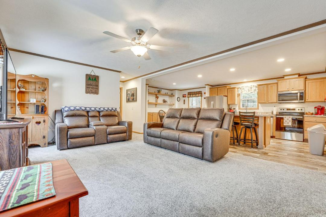 Photo of Livingroom in Brant Lake