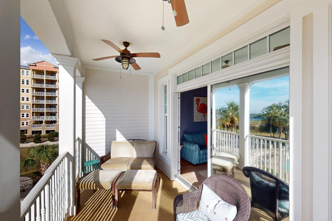 Photo of Livingroom in Upper Grand Lagoon