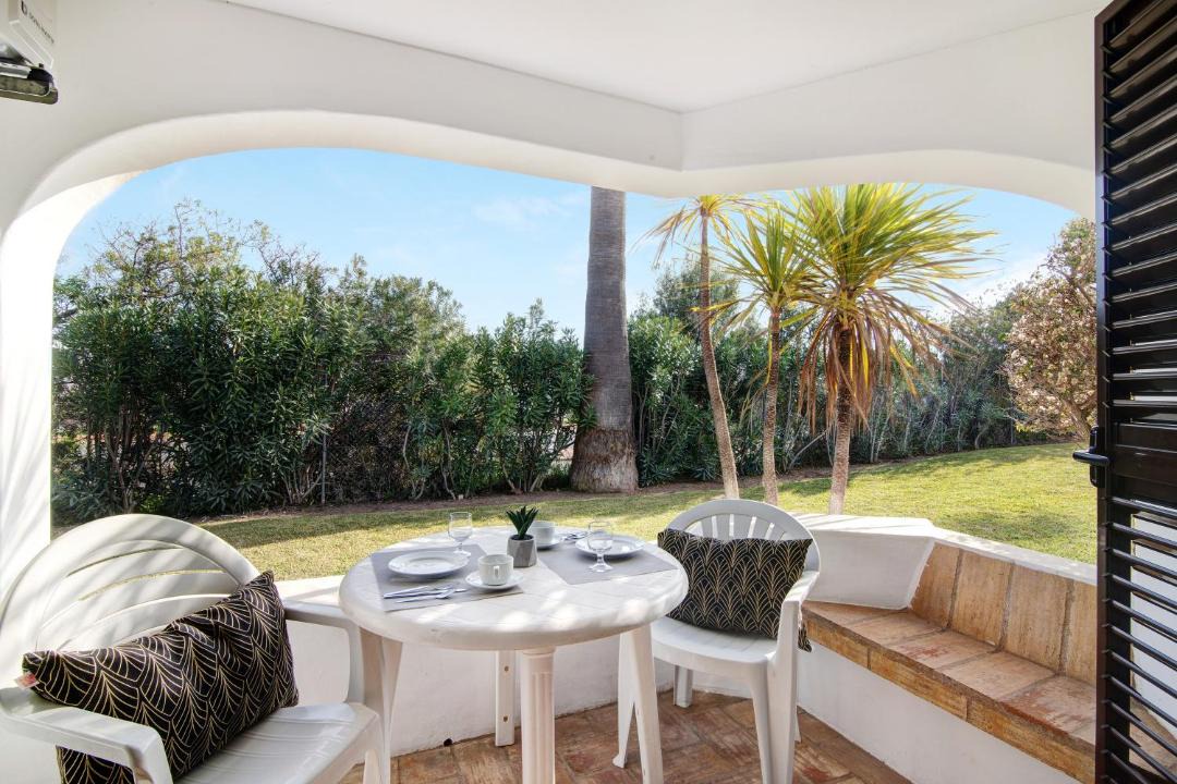 Photo of Patio Balcony in Alpouvar