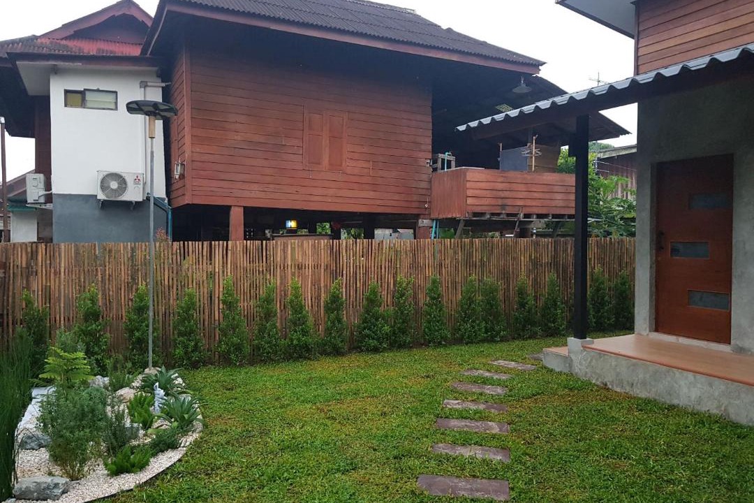 Photo of Buildings in Cho Lae