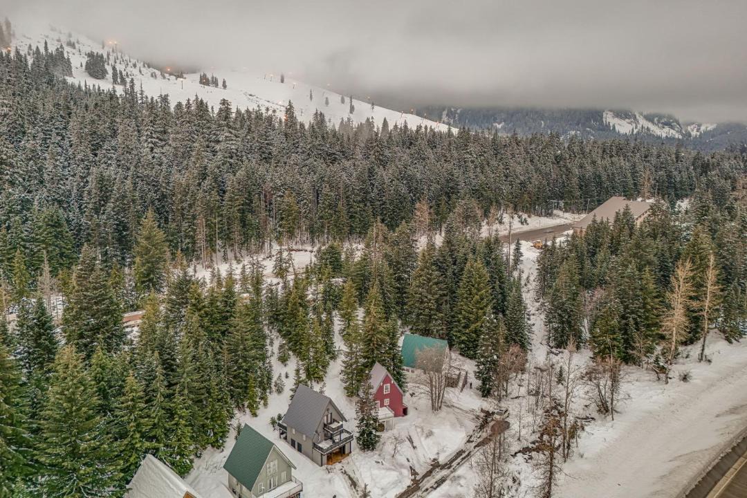 Photo of Others in Snoqualmie Pass