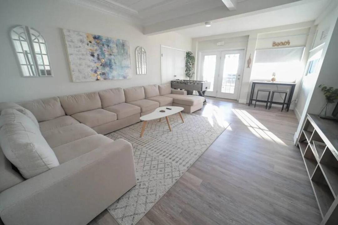 Photo of Livingroom in Sylvan Beach