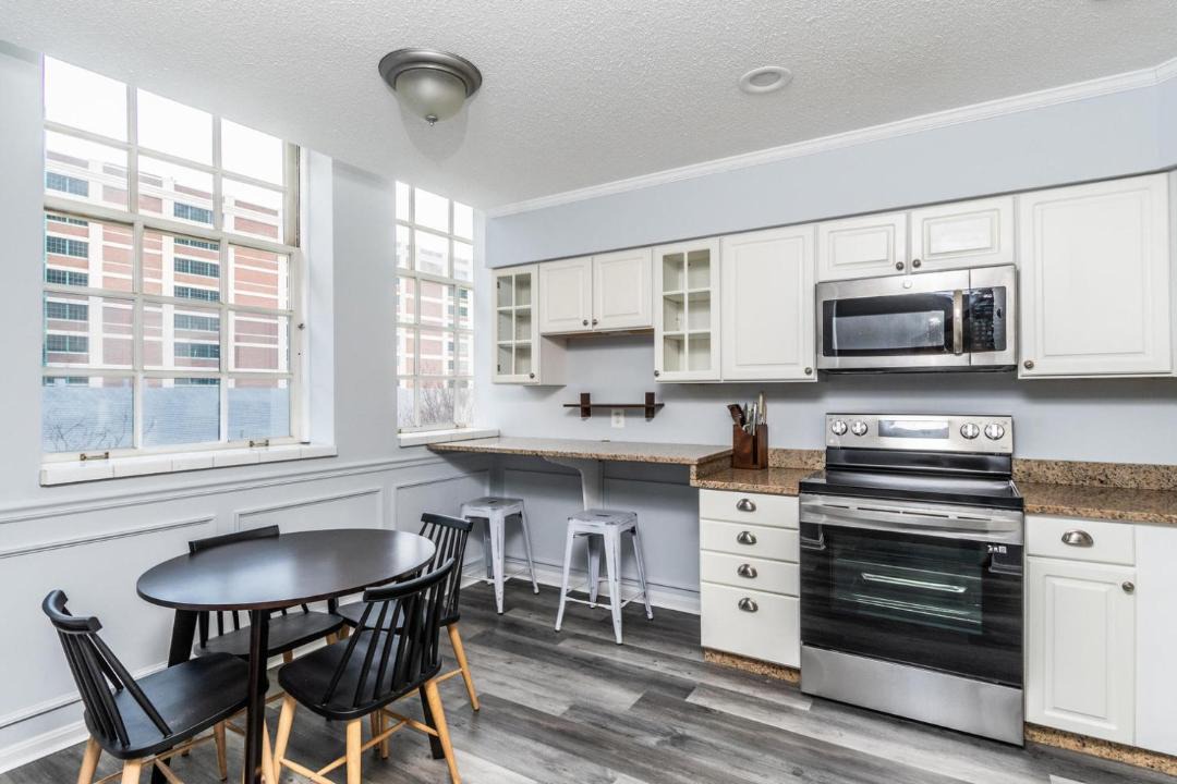 Photo of Kitchen in Thompson Square - Bunker Hill