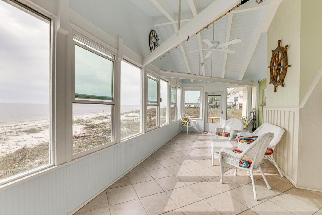 Photo of Livingroom in Alligator Point