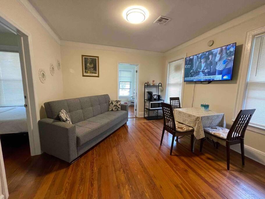 Photo of Livingroom in Queens
