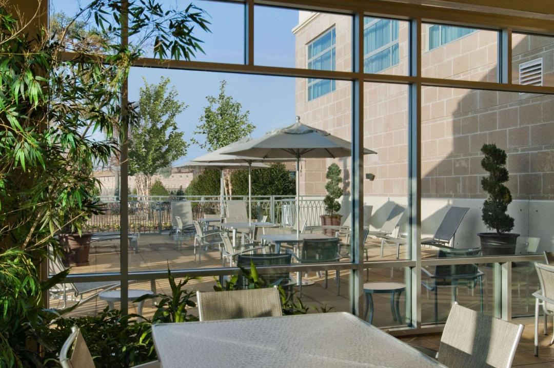 Photo of Patio Balcony in Coliseum Central