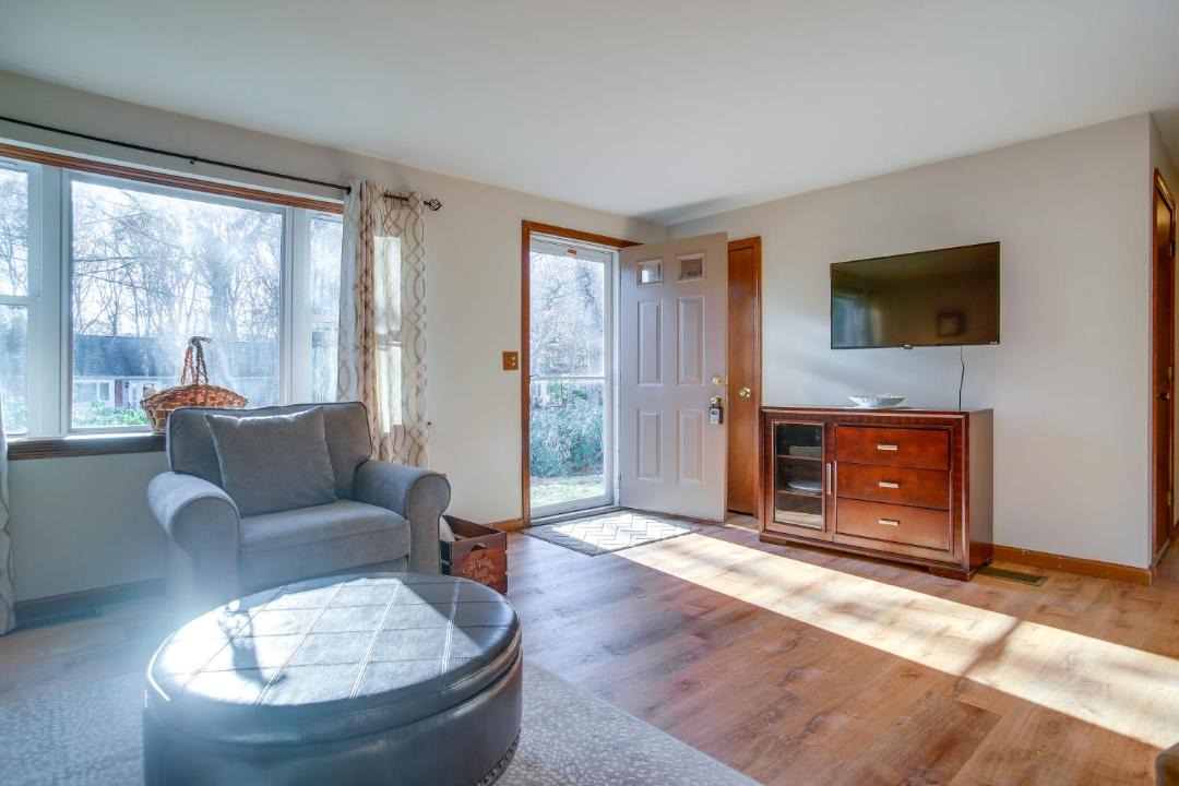 Photo of Livingroom in Centerville