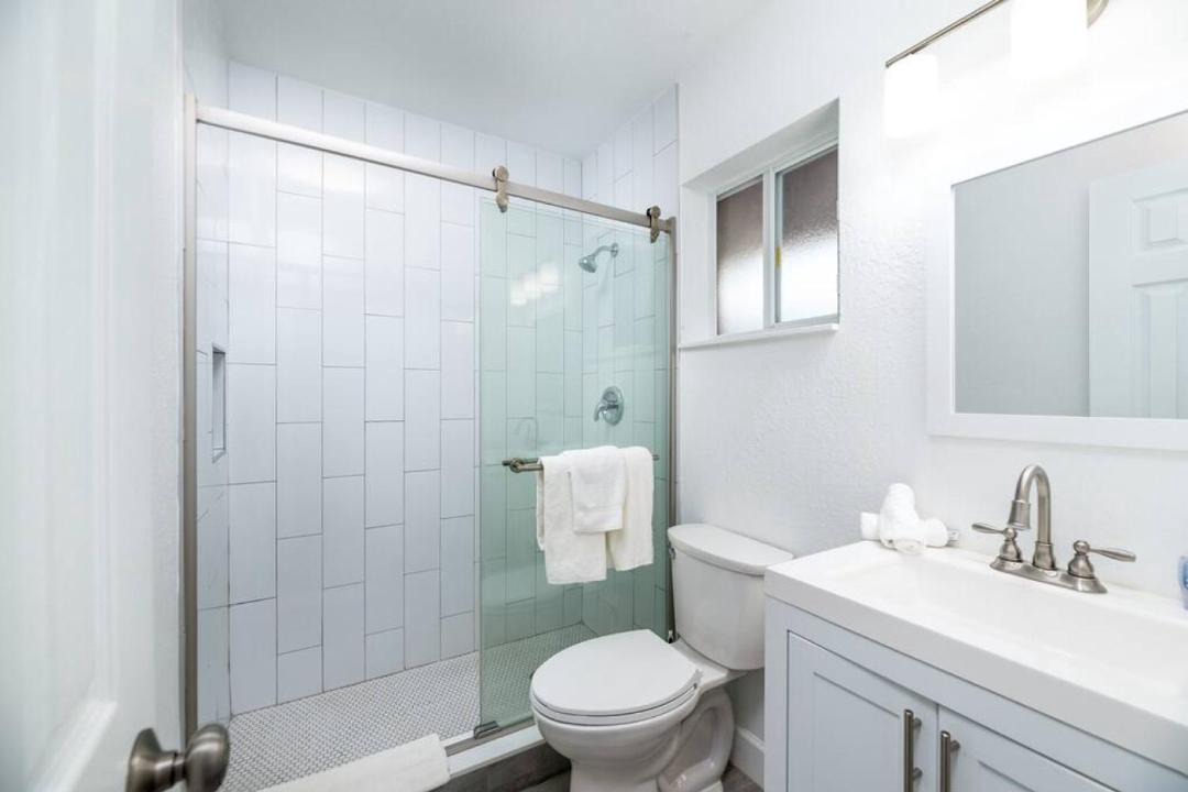 Photo of Bathroom in Middle River Terrace