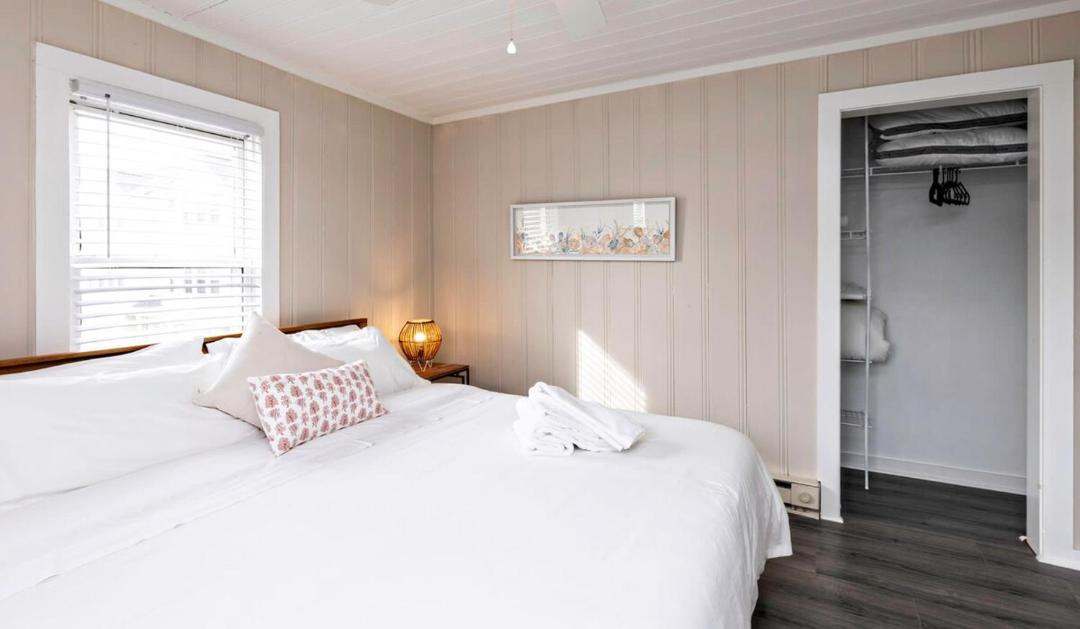 Photo of Bedroom in Northeast Virginia Beach