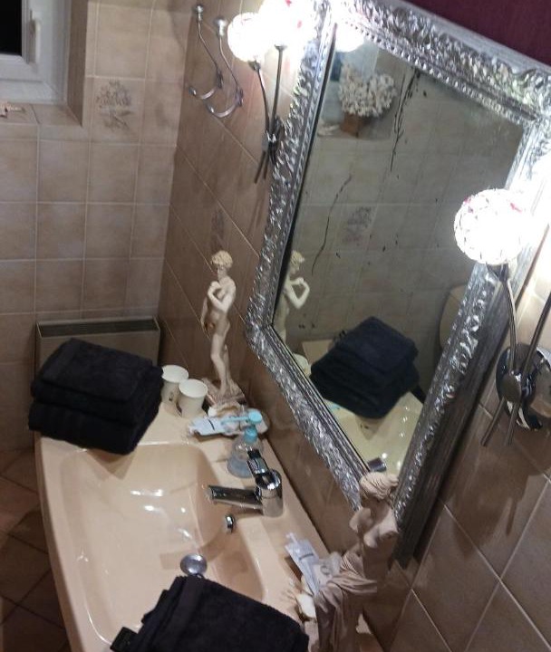 Photo of Bathroom in Megrit