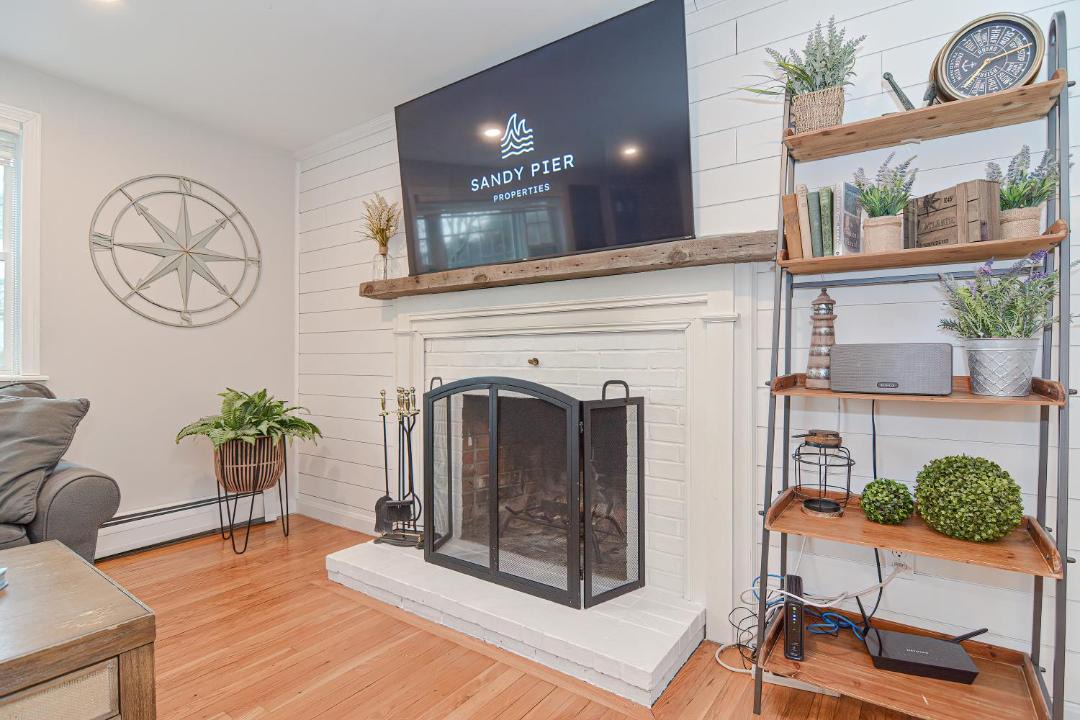 Photo of Livingroom in West Dennis