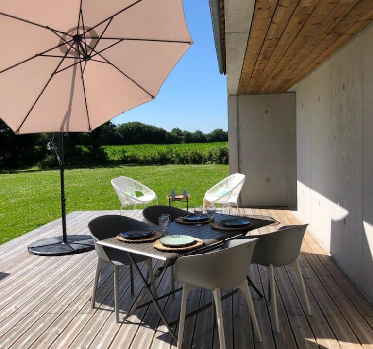 Photo of Patio Balcony in Plourivo