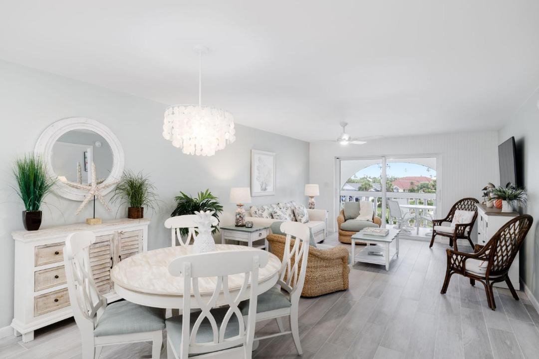 Photo of Livingroom in Sanibel