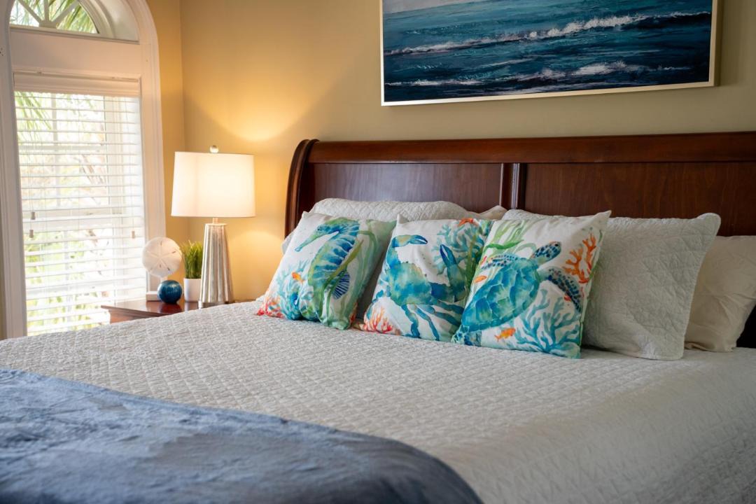 Photo of Bedroom in Biltmore Beach
