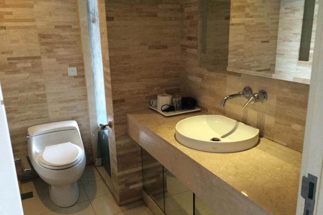 Photo of Bathroom in Jianwai Street